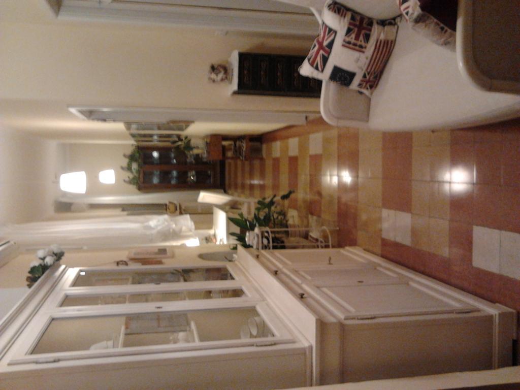 A Casa Di Luca Hotel Verona Bilik gambar