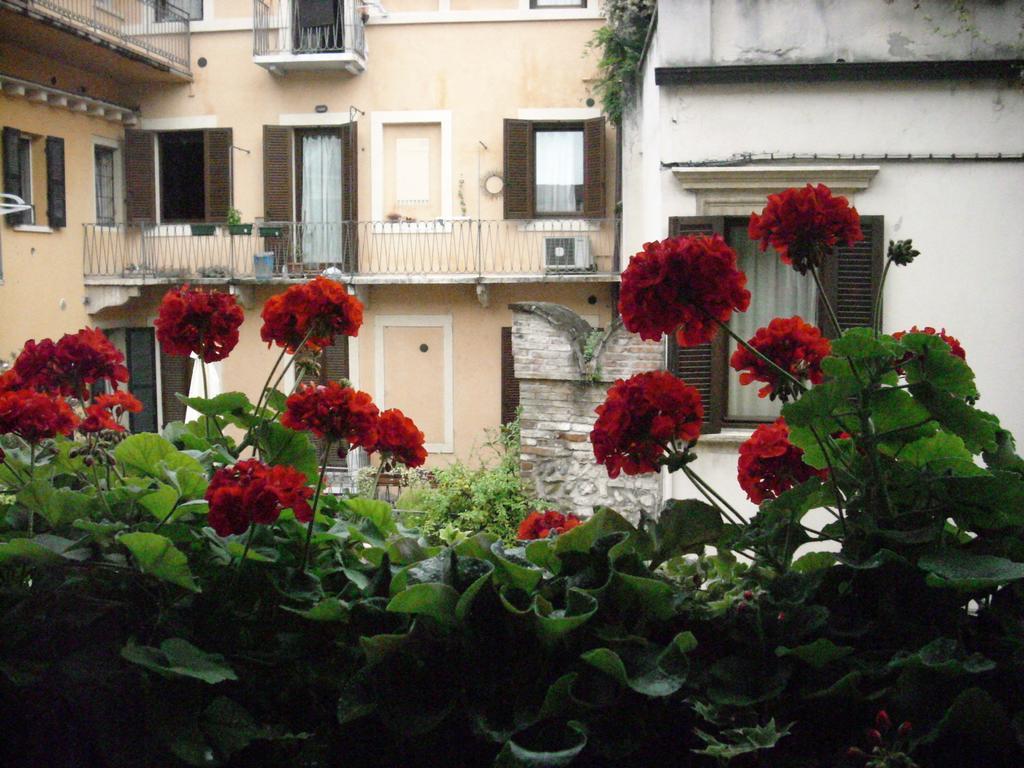 A Casa Di Luca Hotel Verona Luaran gambar